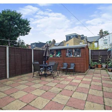The Leyton Oasis Hotel London Ngoại thất bức ảnh