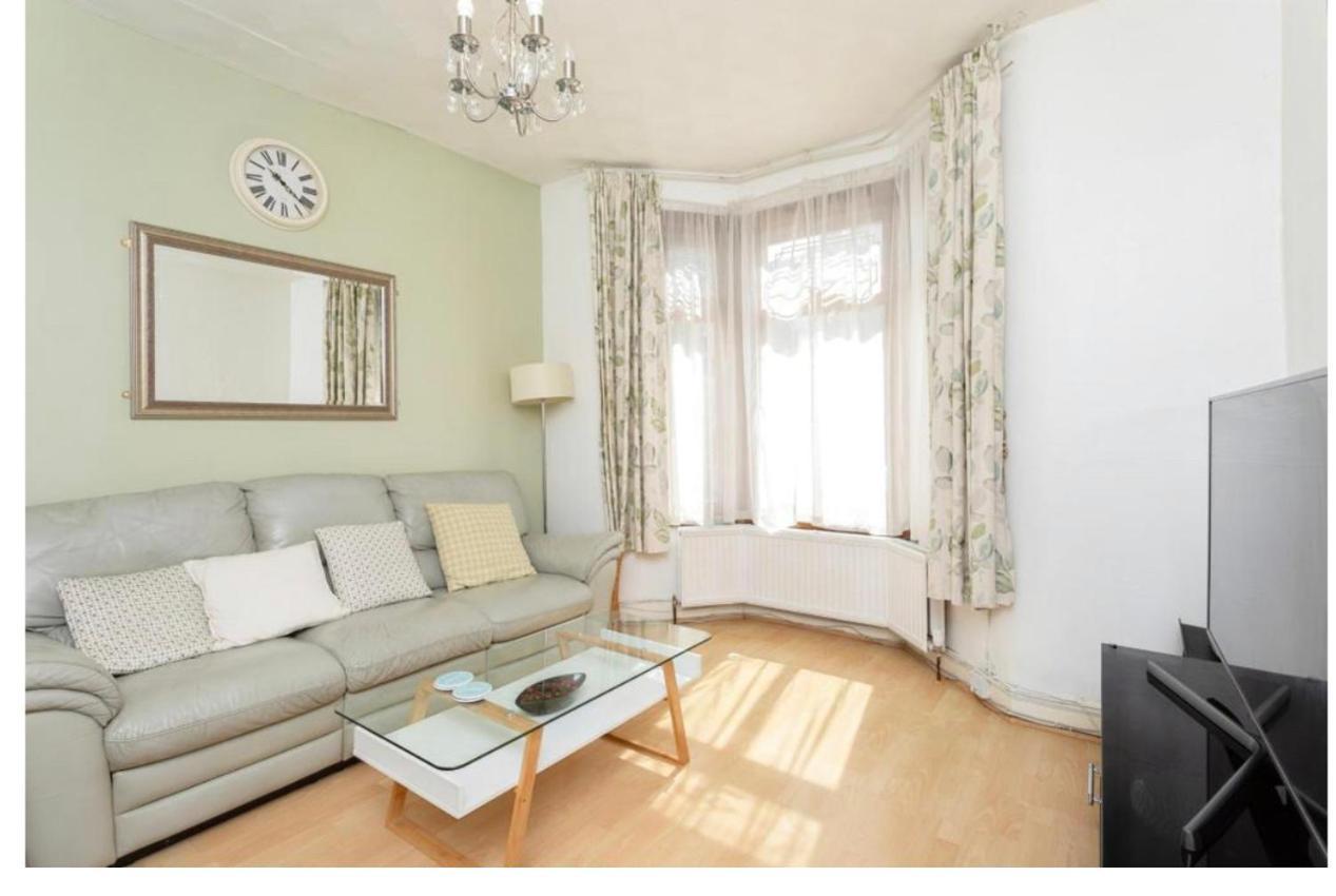 The Leyton Oasis Hotel London Ngoại thất bức ảnh