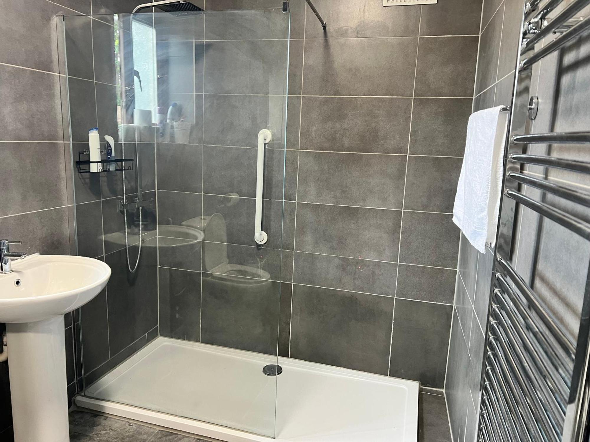 The Leyton Oasis Hotel London Ngoại thất bức ảnh